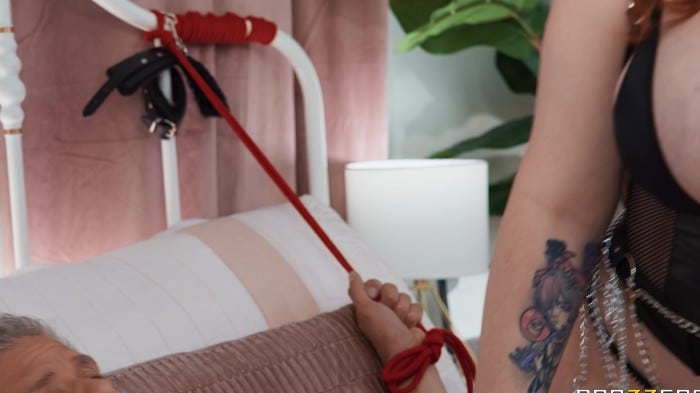 | Brazzersexxtra | 01.07.25 | Abigaiil Morris | Buying Bondage | 2160p / 4k | 1