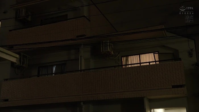 [MEYD-926] A Married Woman Who Gets Hooked On An Affair With A Man Who Has An Extremely Horny Man Living In A Garbage Room Amami Tsubasa [1080p] 2