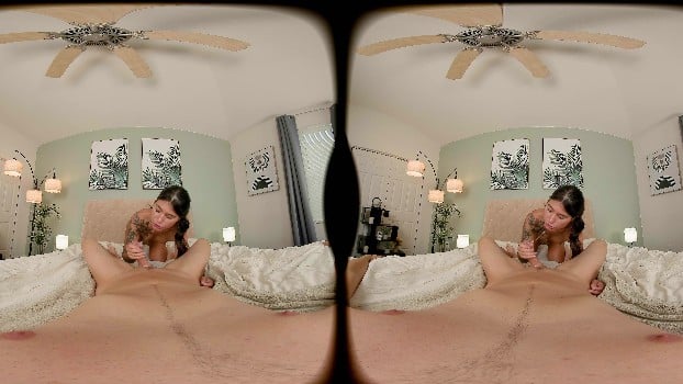 [Taboo Vr Porn / Sexlikereal.Com] Charlotte Mae - 2 Lies & 1 Truth-Game With Petite Stepsister (59868)[2025-06-20 8k] 4