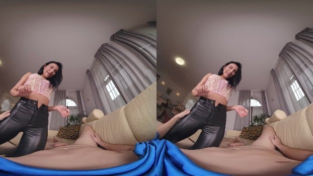 Vrplayful - Bed & Breakfast & Creampie - Lilly Bella (2048p X265 Hi10p) 3