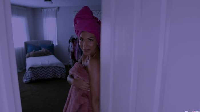 2025-08-22 - Sloane Sabbath - Taboo, Can't Resist 1