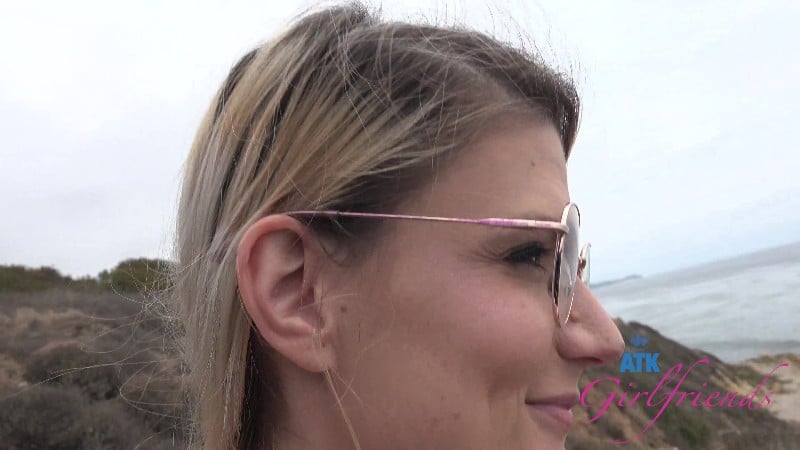 ATKGirlfriends 25 08 25 Riley Rose Malibu Beach 1 4k 3