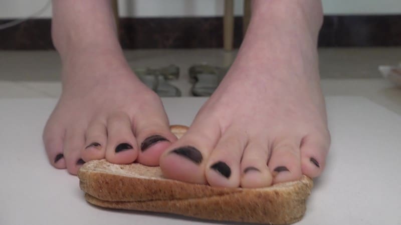 Asian Feet Goddess Worship - Yuer Goddess Beautiful Foot Massage, 5