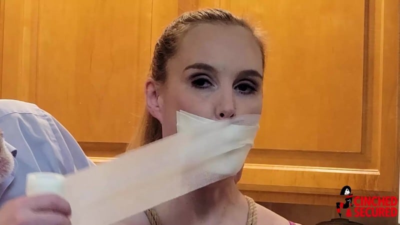 BDSMmania Ariel Andersen - Kitchen Captive 30