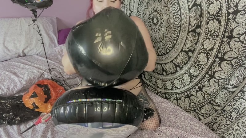 Bambixxlynn - Halloween Mylar Balloon Destruction & Helium Sucking 5
