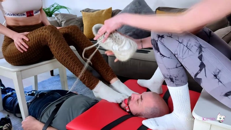 Bondage Kitties - Licking My Mistresses' Sweaty Bodies 7