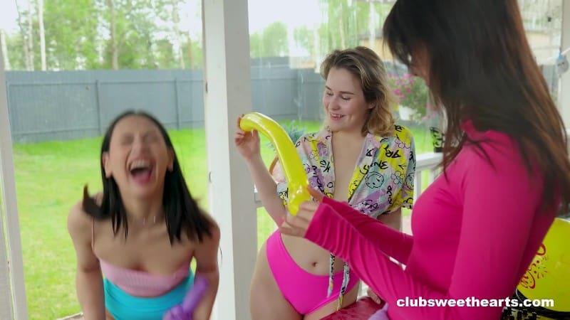 ClubSweethearts 25 08 11 Iris Murai Ashly Rabbit And Roxy Muray Lesbian FullHD 4