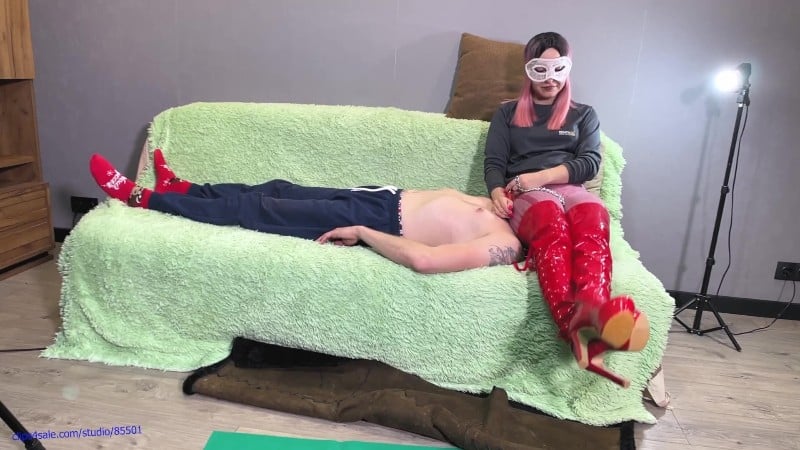 Cruel Domination - I Sit On The Slave's Face And Spit On The Floor, Then I'll Make Him Lick My Drool 2 3
