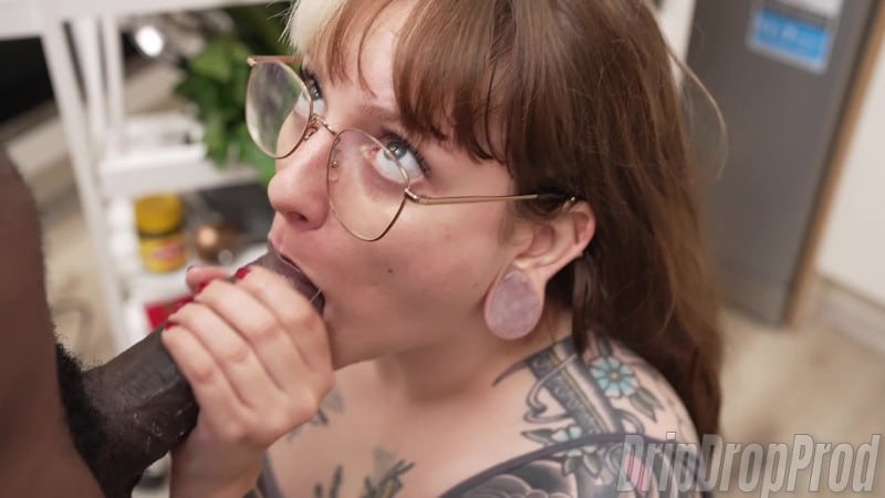 DripDropProd 25 03 18 Pennie Layne FullHD 5