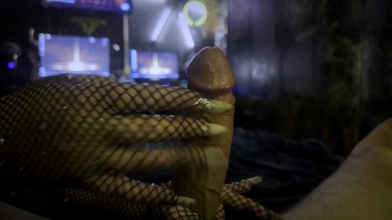 Edgequeen69 - Edging Challenge! Day 4! Leaking Precum 2