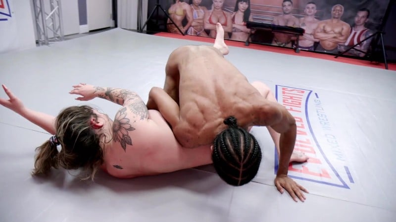 EvolvedFights 25 08 15 Nina Nova Vs AJ Fresh FullHD 2