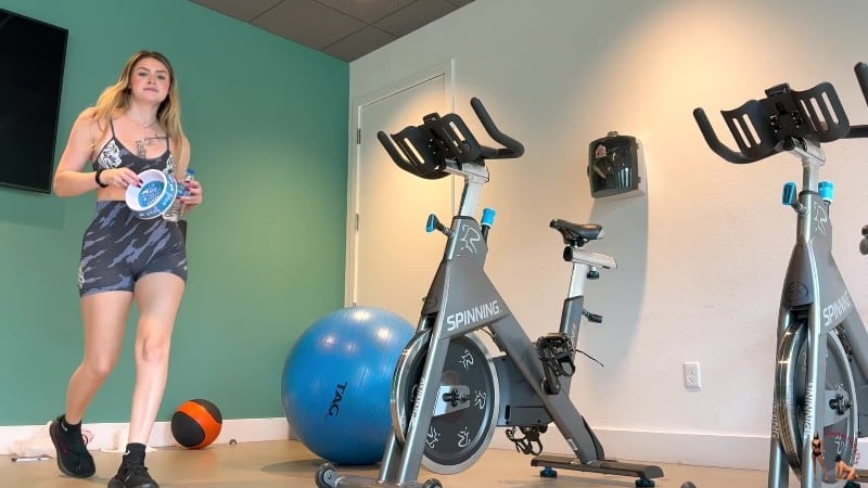 Femdom Puppy Play - London Evans Brings Her Boyfriend To The Gym 3