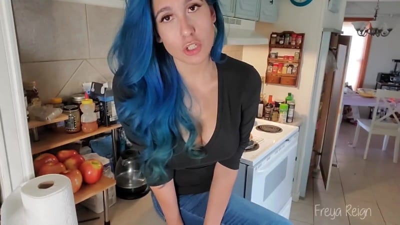 Freya Reign - You Really Want The Pie 3