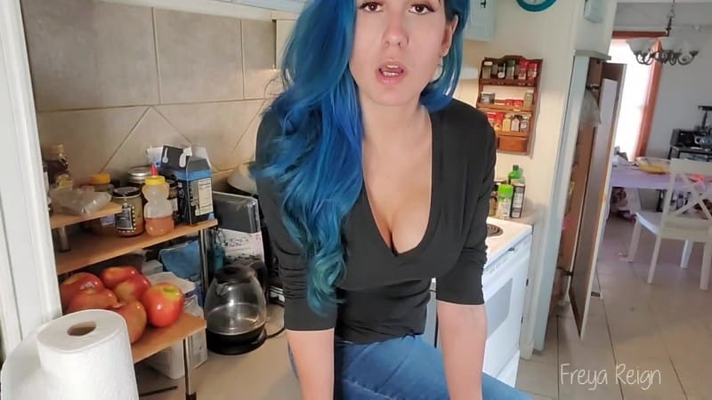 Freya Reign - You Really Want The Pie 4