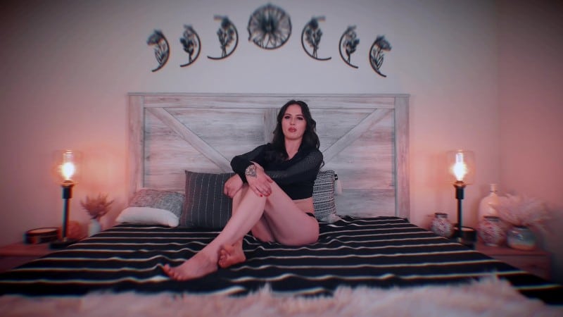 Goddess Alessa - No Guts No Glory 4