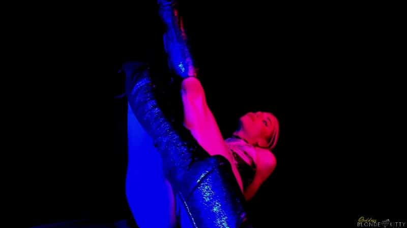 Goddess Blonde Kitty - Dronification 4