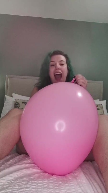 Goddess Jayne - Giant Balloon Blow and Bouncing Orgasm 2