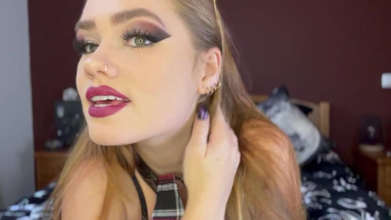 Goddess Roxy - Bratty Body Worship 10