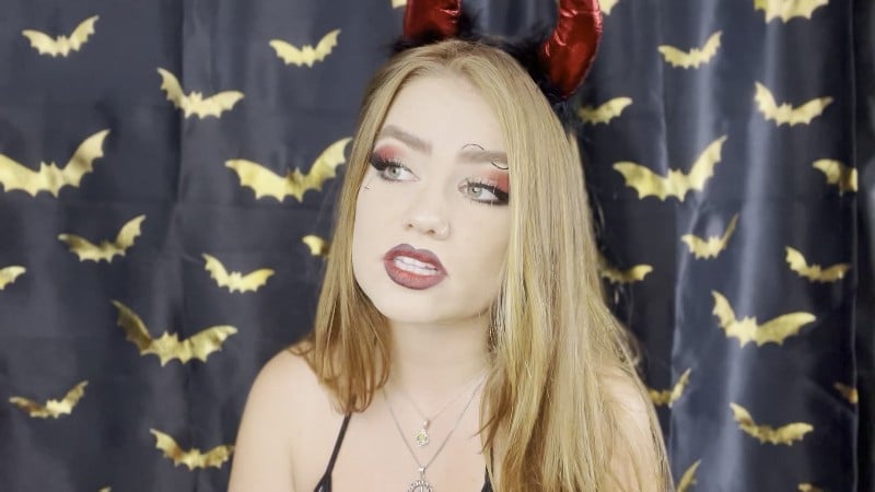Goddess Roxy - Locktober - Week 1 3
