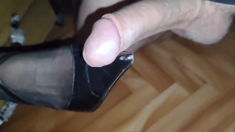 Heaven On Heels - High Heels And Stockings Footjobs 1