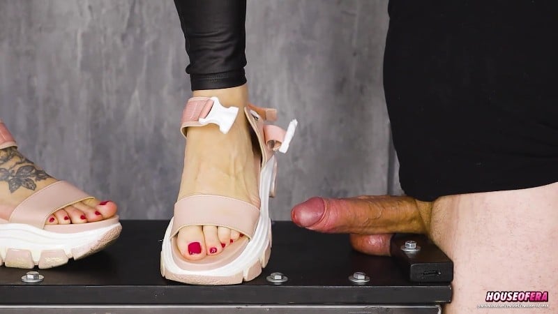 House Of Era - Sandals And Feet Fucking - I Stomp His Balls And He Fucks My Feet 4