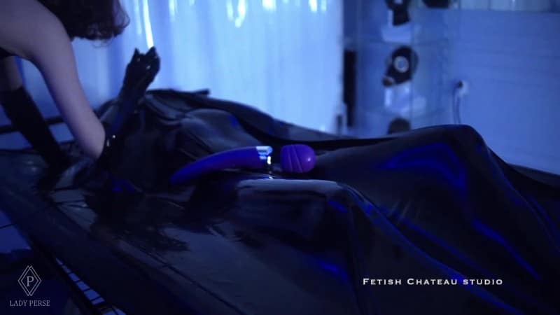 LadyPerse - Slave In Vacbed Treated With Magicwand 3