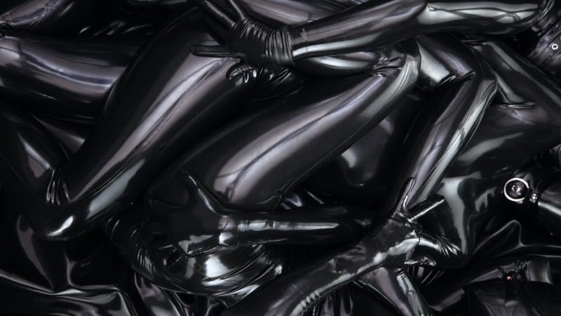 Latex Intertwined 1 2