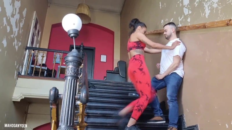 MahoganyQen - Homeless Bitch Get Fucked 1
