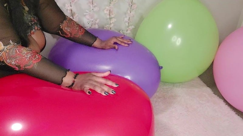 Marley The Masked Fatty - Humping, Hugging And Booty Bumping Jumbo 36 Inch Balloons Non Pop 5