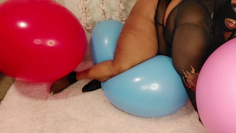 Marley The Masked Fatty - Humping, Hugging And Booty Bumping Jumbo 36 Inch Balloons Non Pop 1
