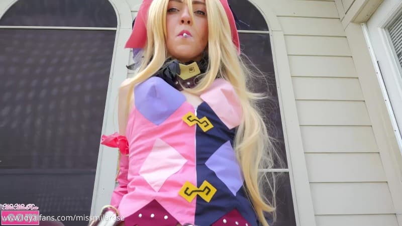 Miss Mila Rose - Magilou's Smoking Lap Dance 4