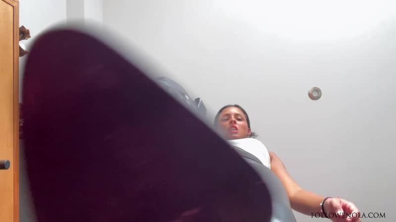 Mistress Enola Fetish - Enola Crushes Your Body And Face 4