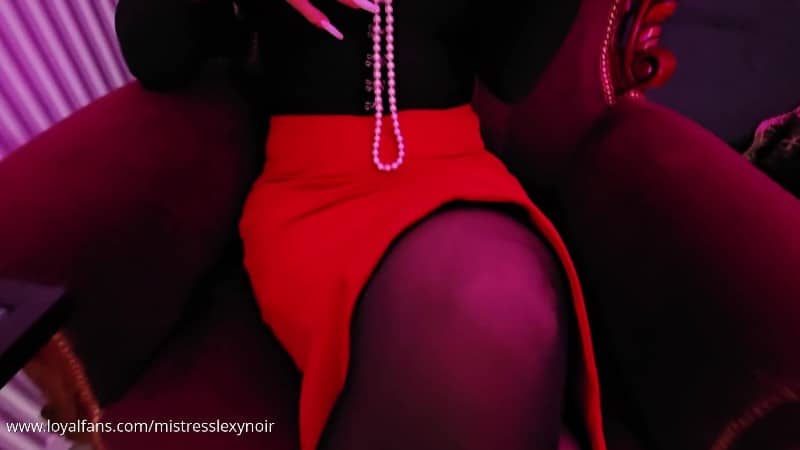 Mistress Lexy Noir - I Got Your Weakness! Now You Will Be Broke Soon 2