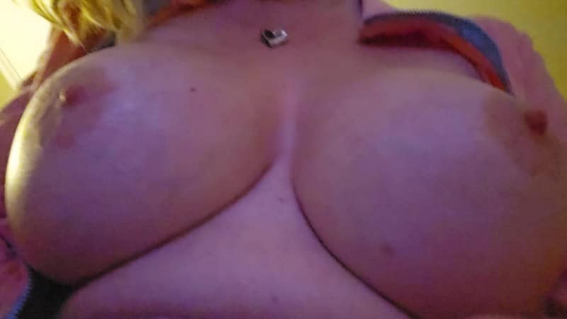 MizzErotique Breastfeed you to bed 9
