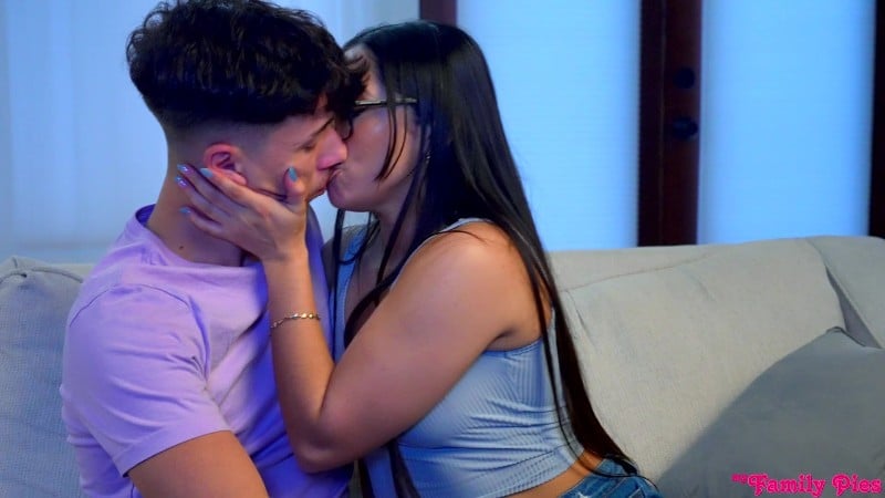 [MyFamilyPies | Nubiles-Porn] 25 08 29 Madison Wilde Want Me To Suck Your Cock FullHD 1