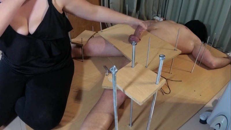 Pazuzu zu - Amateur Femdom Handjob Cfnm Torture 5