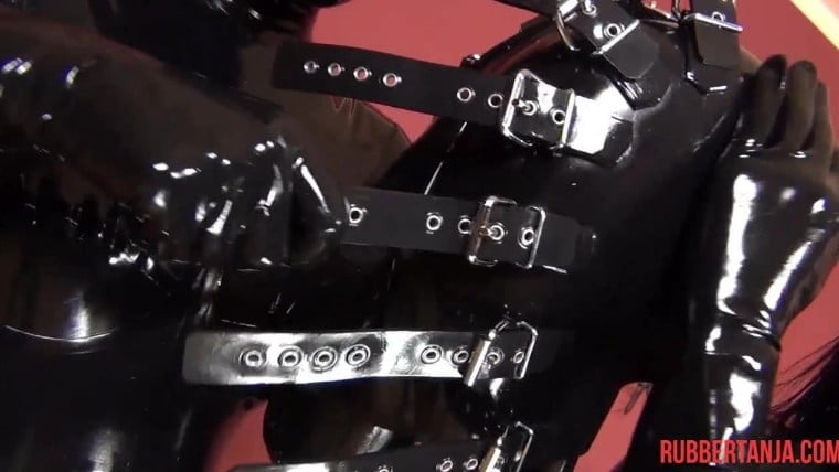 Rubb3r T@nja - video-235 5