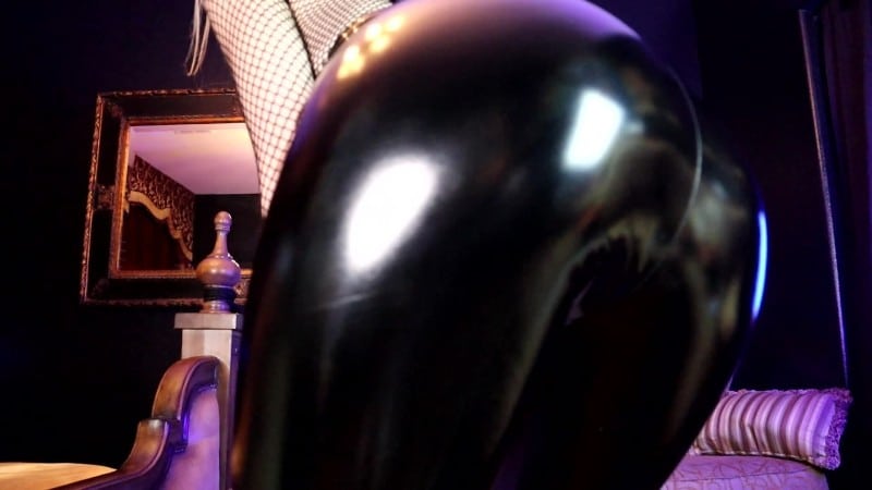 Serenity Sky - Shiny Legging Stroke Slut 4