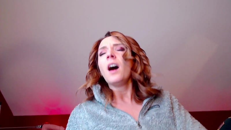 SneezeGoddess - February 2023 Sneeze Compilation 3