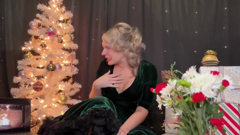 SneezeGoddess - Sneezing Around the Christmas Tree 5