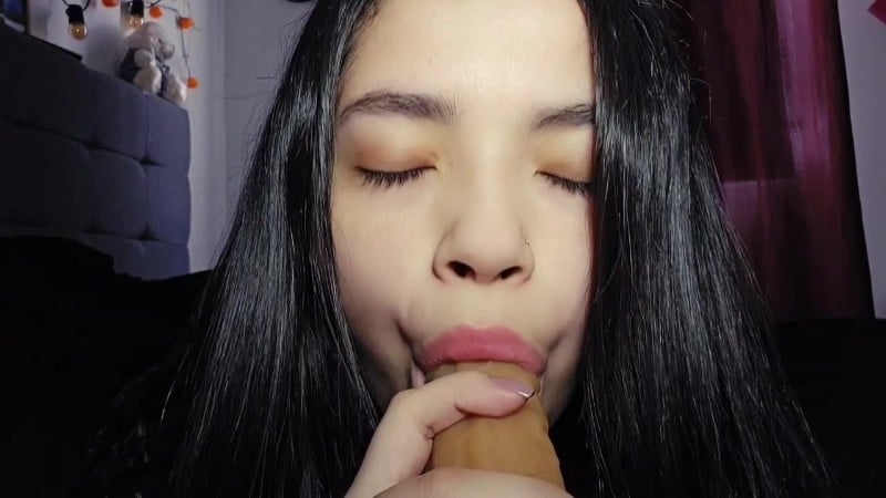 SophieLatina69 loves to suck it 4