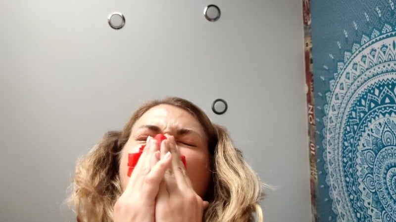 Villena - I sneeze in your face 2