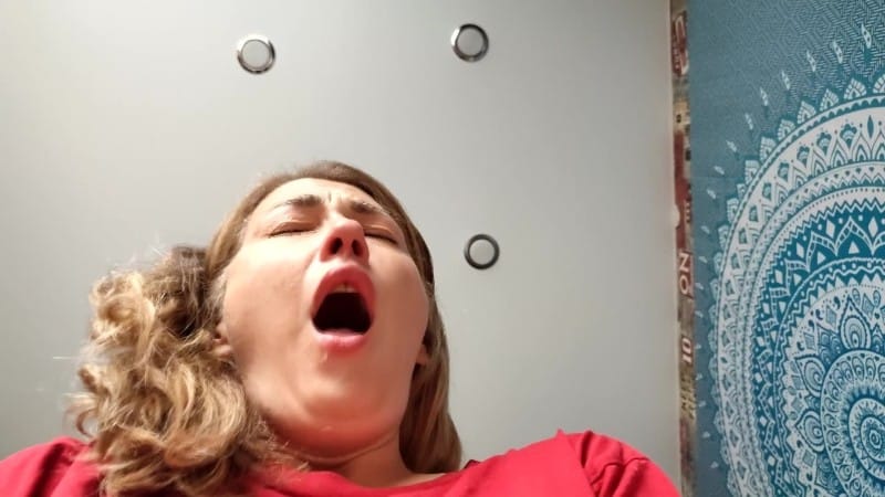 Villena - I sneeze in your face 5