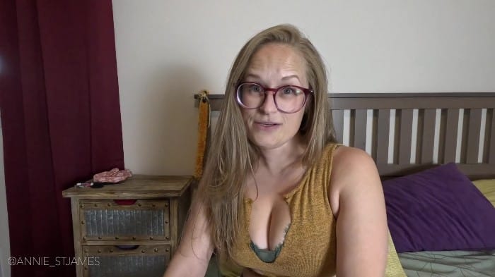 Annie St James - The Older Woman (2025-08-22) [manyvids.Com] 1080p 1