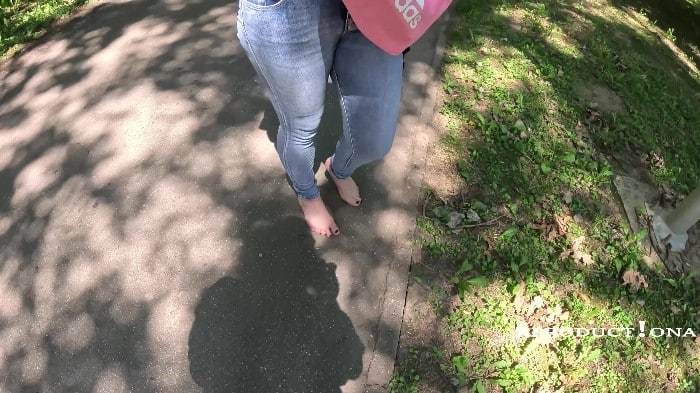 Aproductiona Public Wetting And Public Blowjob 1