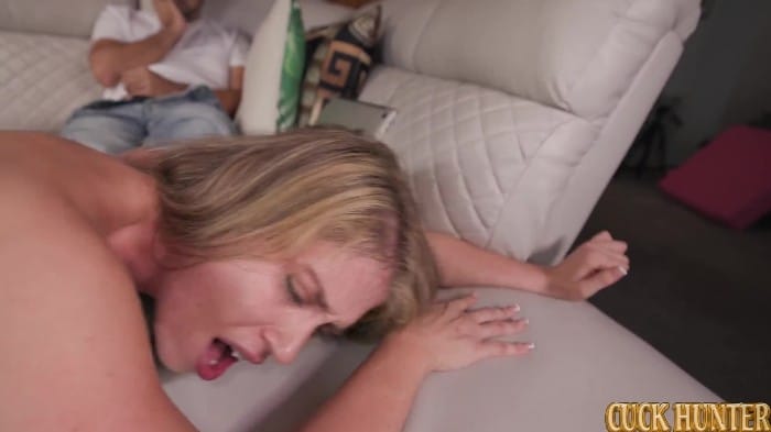 [CuckHunter] Angelica Amore - Blonde Milf Angelica Gets Wrecked By Her Husband's Black Friend And His Massive Cock [1080p|MP4] *2025-08-11* 4