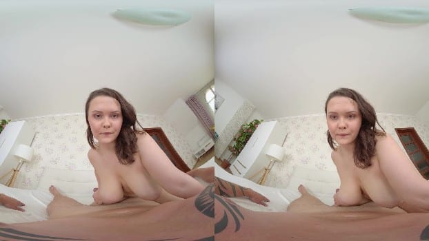 Czechvr 805 - Chubby Girlfriend's Huge Tits - Peachy Alice (2025.08.23) (gearvr) 3