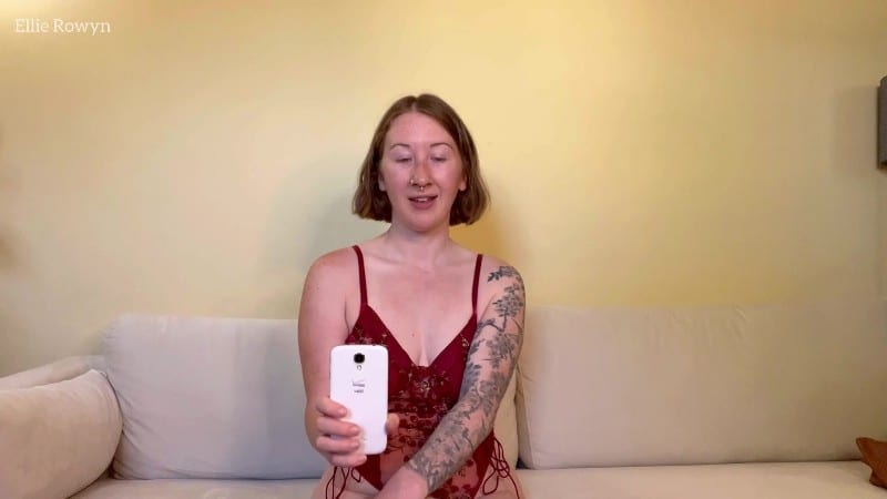 ellierowyn - Sister-in-Law Gloryhole Blackmail 3