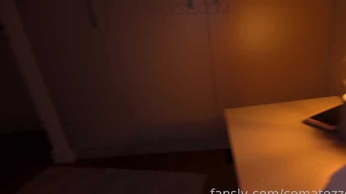 [Fansly-Comatozze-Umanorth] Stepsister Secretly Slipped Under My Blanket At Night 2025 [1080p] 4