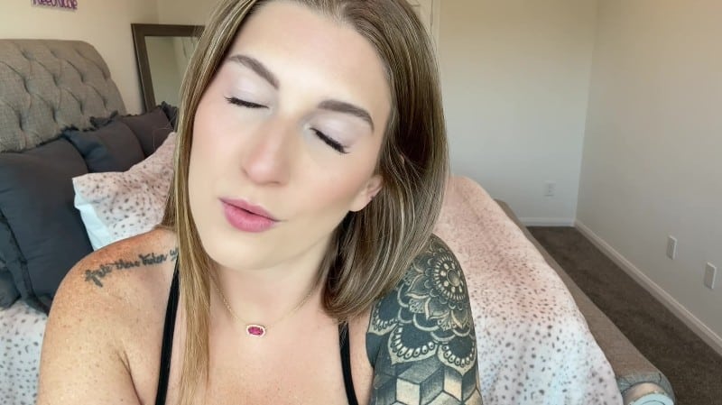 iNeedNicole - GF knows you're a CUCK 1